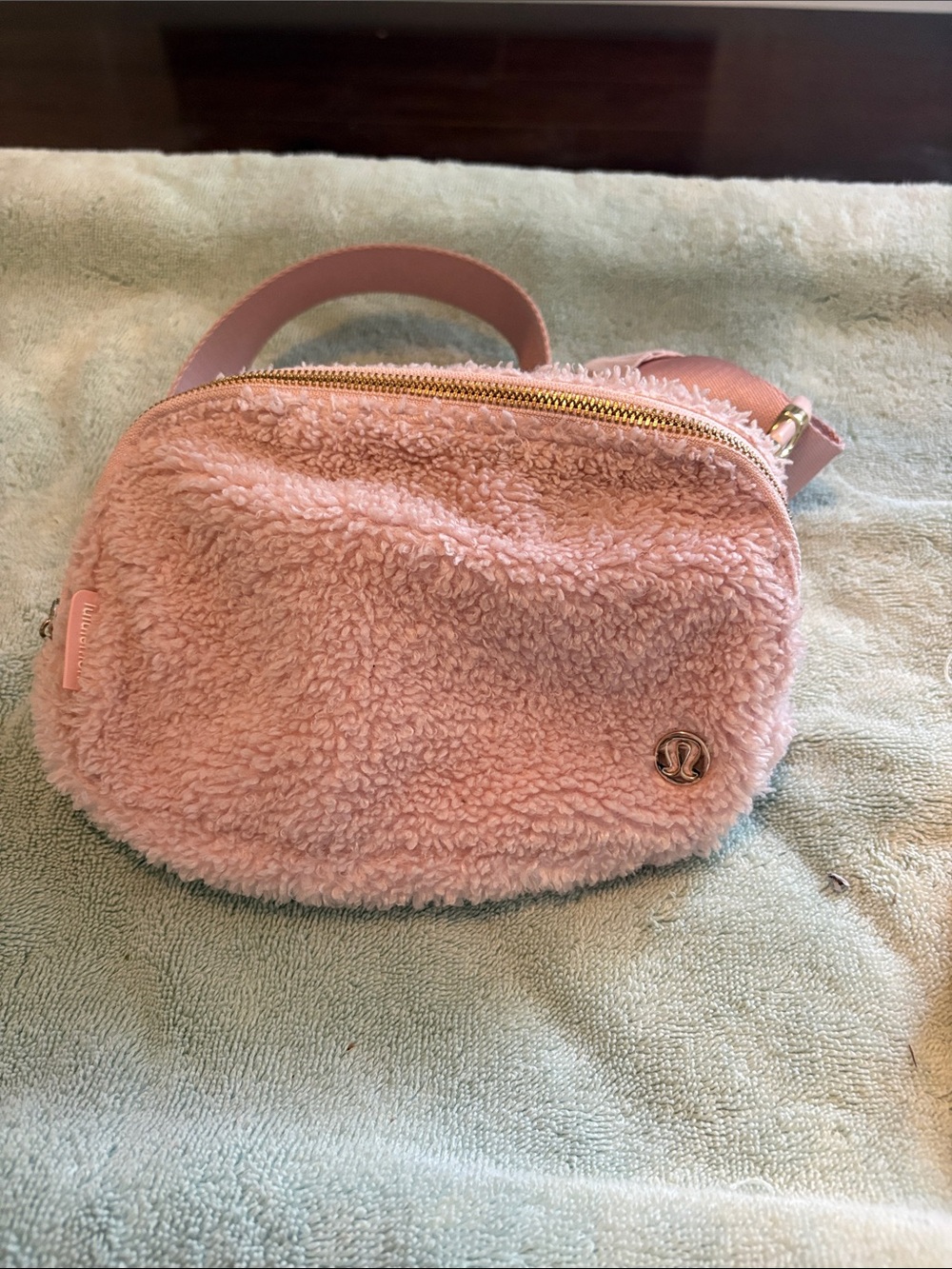 lululemon athletica everywhere, belt bag Blush Pink Sherpa Crossbody Belt Bag